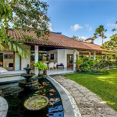 Villa Vitari Seminyak By Bali Villas R Us